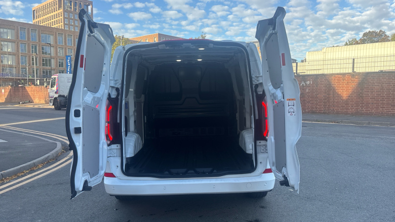 Ford Transit Custom E-320 L1 Rwd 100kW 65kWh H1 Van Limited Auto